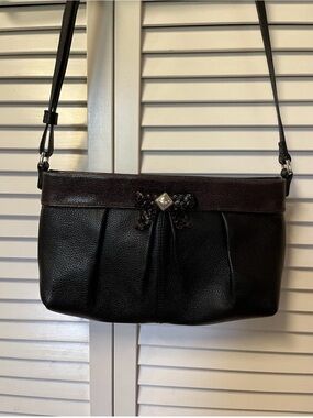 VTG Queen Of Love Brighton Bow Classic Leather Shoulder Bag